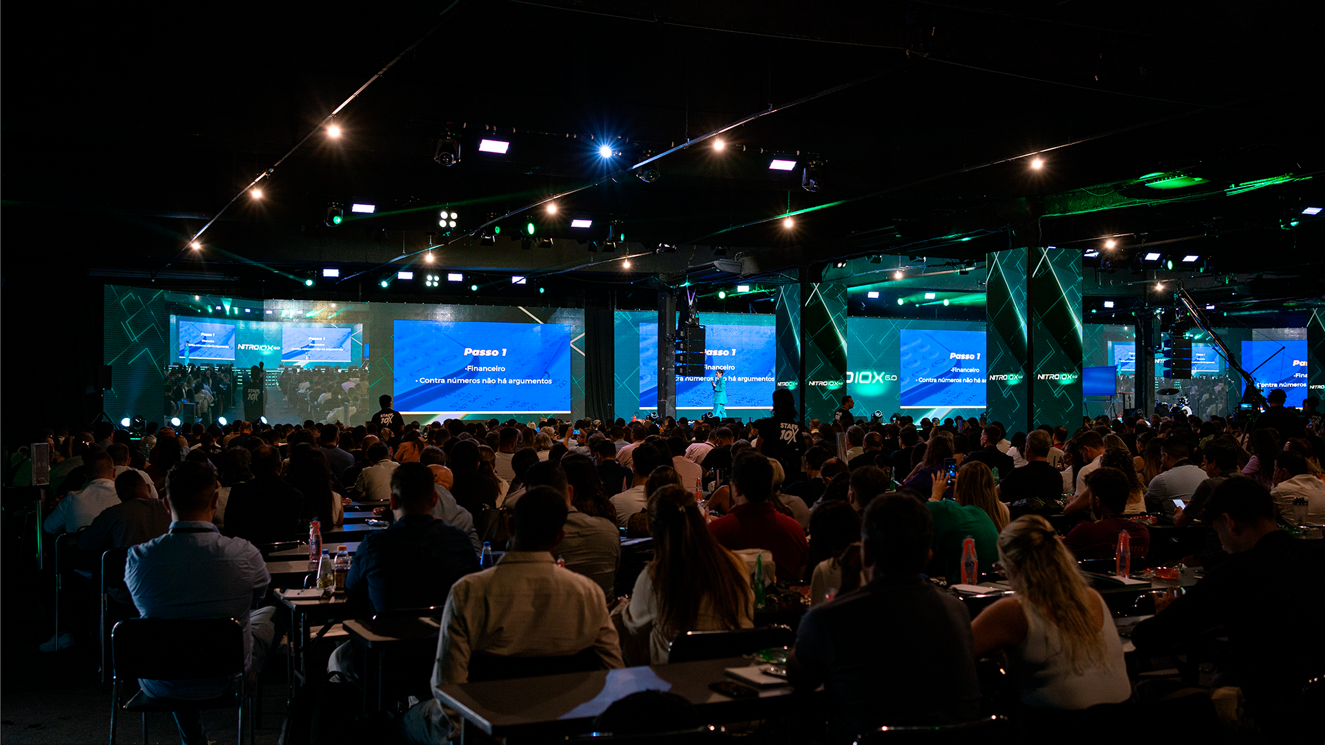 14 14 - QAV Eventos | Painel de Led, Som, Luz e Imagem