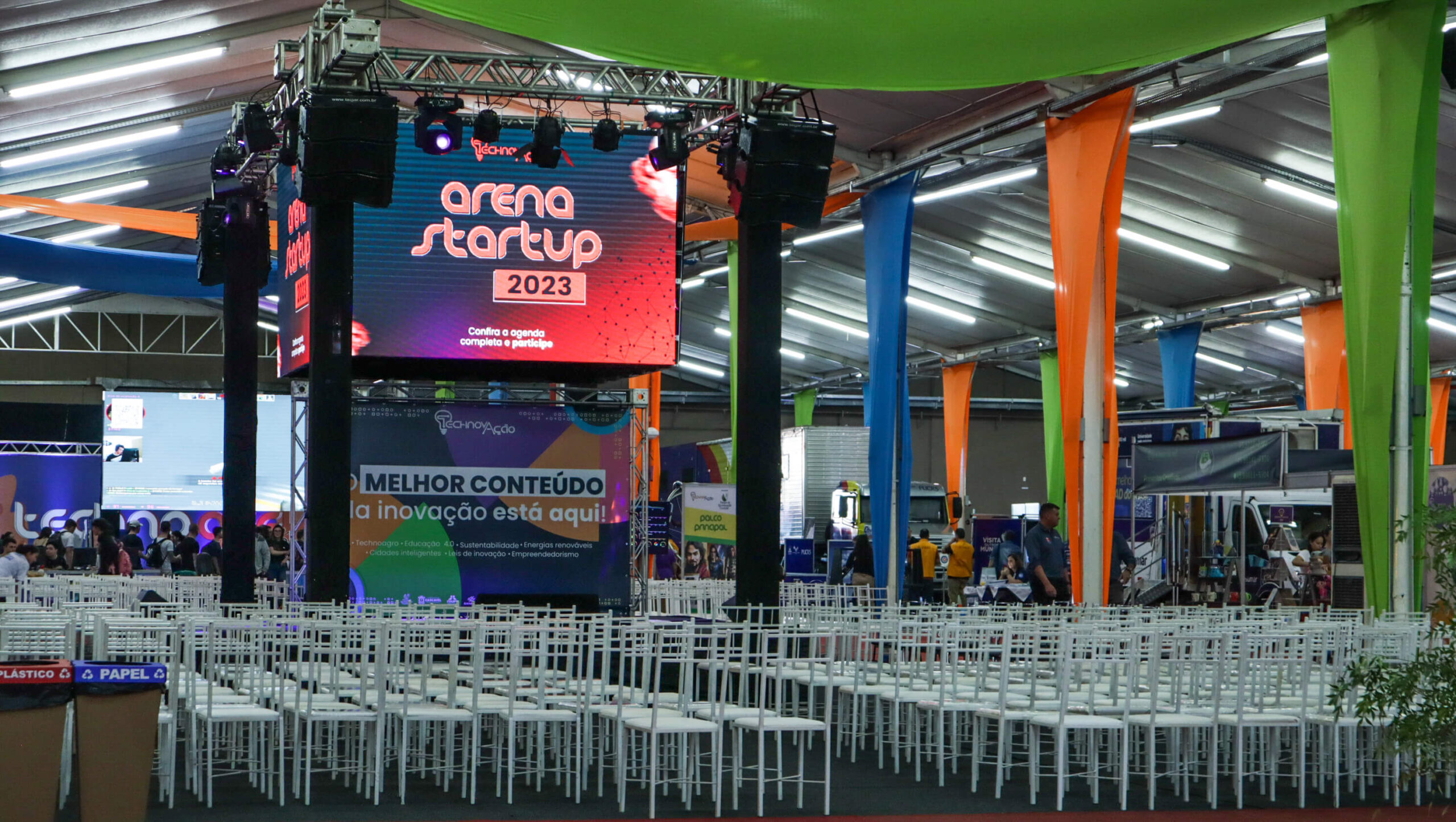 painel led em cubo para eventos